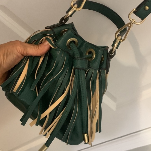 Crossbody. - Picture 1 of 7